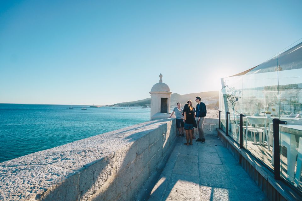 Sesimbra Walking Tour - Farinha Torrada and the Sweet-Signature Stop