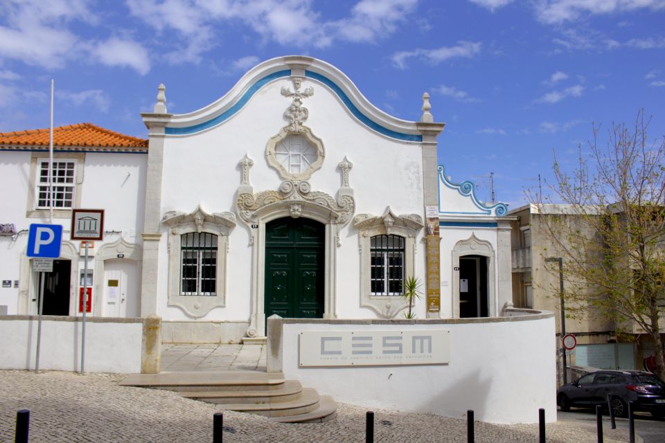 Sesimbra Walking Tour - A Late-19th-Century Building for Wine and Cheese