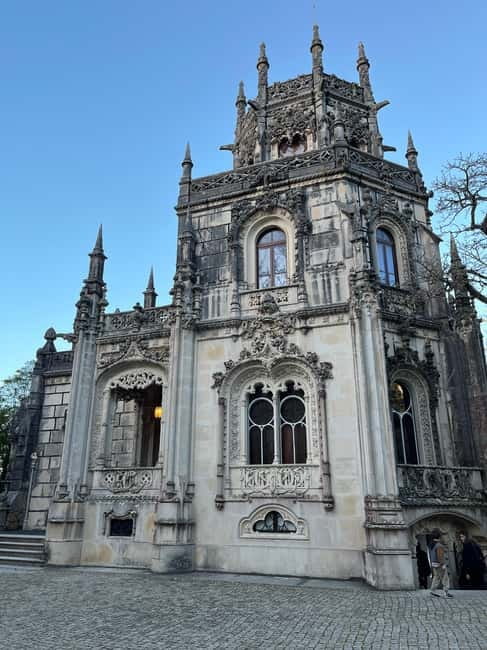 Sintra: 2-Hour Guided Tuk-Tuk Tour - Quinta da Regaleira, Seteais Palace, and Monserrate: finishing with variety