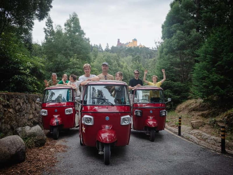 Sintra: 2-Hour Guided Tuk-Tuk Tour - How the private group and multilingual guide pacing works
