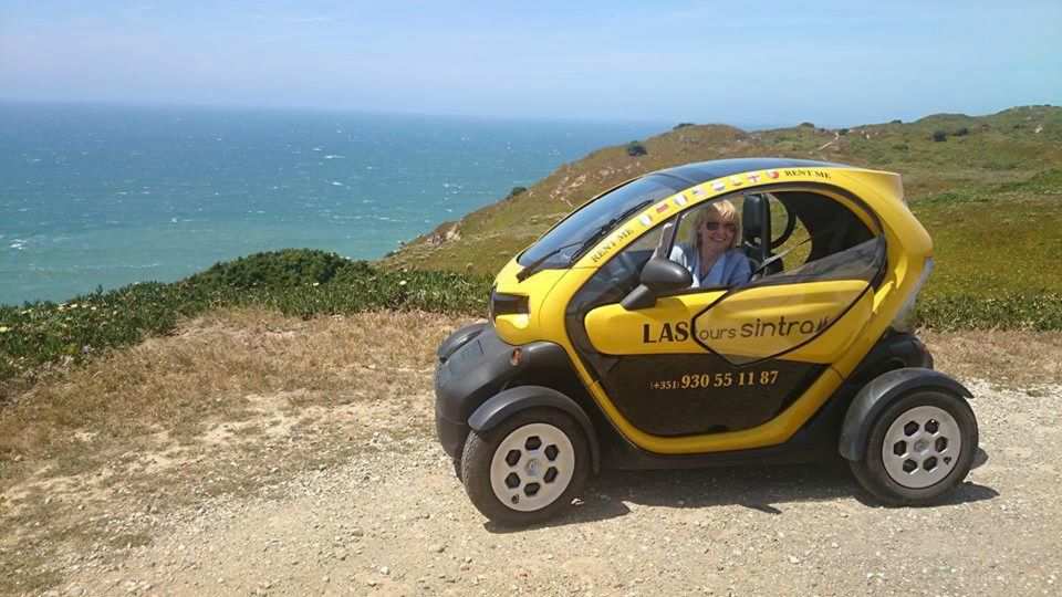 Sintra: 4 MAJOR Monuments Tour E-Car com GPS Audio Guide - Why a self-drive e-car tour makes Sintra feel doable