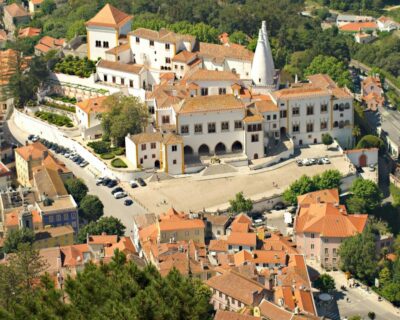 Sintra, Cascais & Estoril: Lands of stories, myths & legends - Sintra Palace Photo Stop: A Fast Way to Get Your Bearings