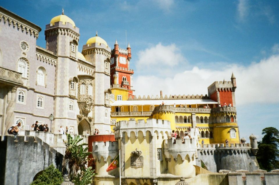 Sintra: Full Day guided tours by Van with Local guide - Key highlights at a glance