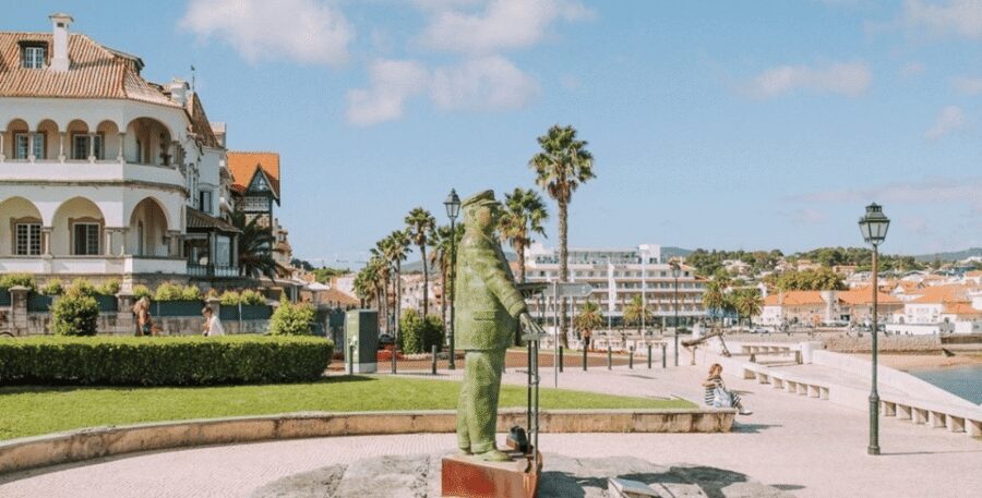 Sintra Full Day Tour w/ Cascais & Cabo da Roca: FROM LISBON - Starting at Cinema São Jorge: Easy Meeting, Smart First Move