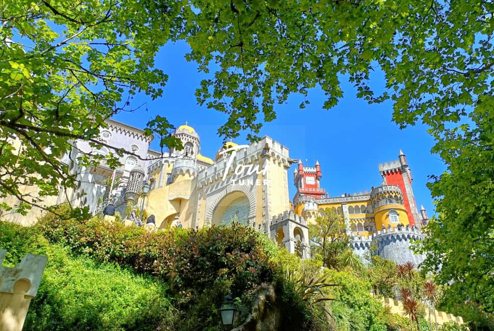 Sintra: Pena Palace. Moorish Castle. Cabo da Roca. & Cascais - Pickup and timing: how the day is structured