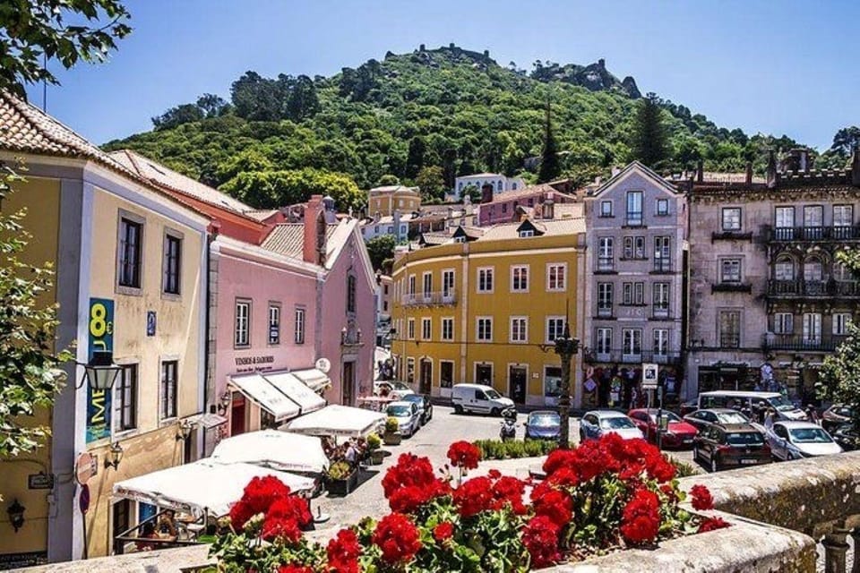 Sintra Polski Przewodnik+Pena Palce + Cabo da Roca + Cascais - Pace, walking, and who this day trip fits best