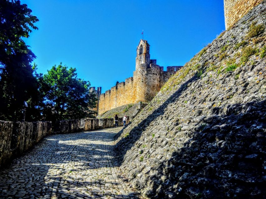 Tomar and Obidos: The Roman Legacy Villages Private Tour - Nazaré’s fishing-village pause: sea views that break up the history