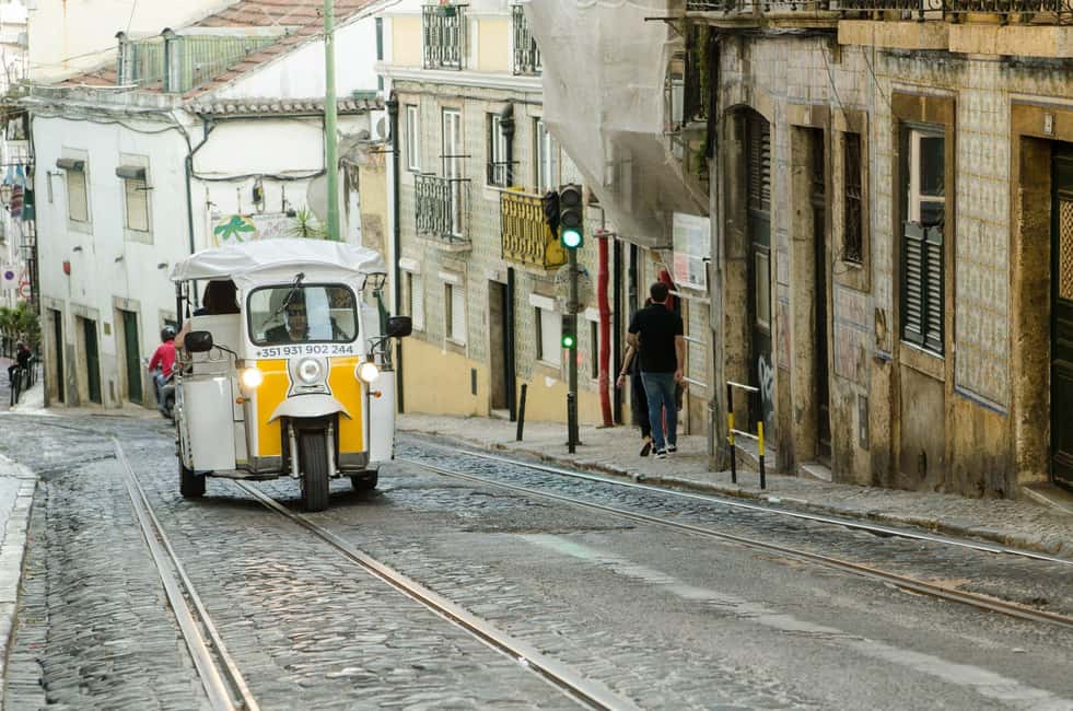 Travel to the Medieval part of Lisbon by Tuk Tuk - Where the tour starts: Restauradores Square or Hard Rock Cafe Lisbon