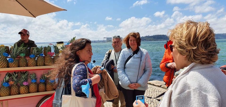 Walking tour: Lisbon in the Shadows of World War II - Restauradores Square and Baixa: Where Refugee Waiting Becomes a Street-Level Story