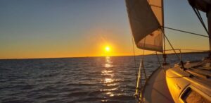 ⛵Bluemotion Lisbon⛵: Sunset sailing tour in Tagus River - Getting to Doca de Alcântara without stressing the clock